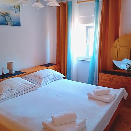 Apartment Nina Senj  Luaran gambar